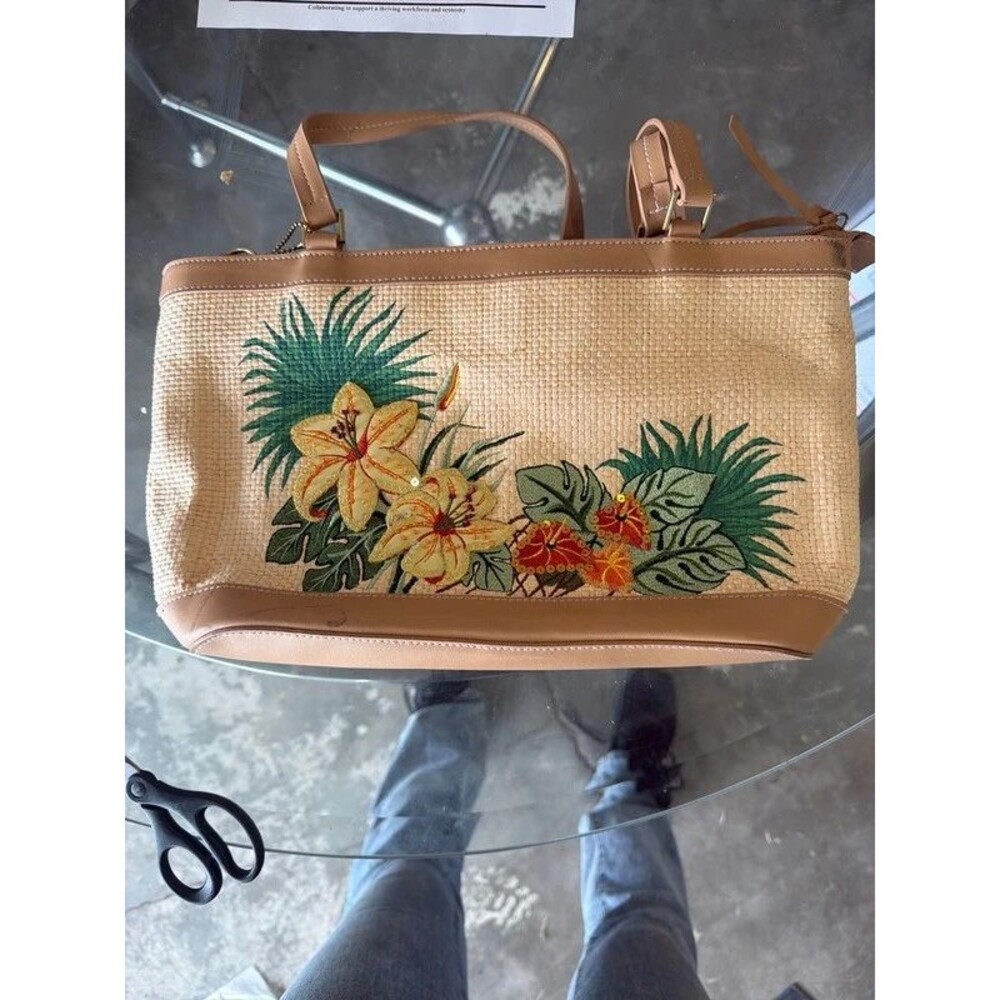 Steinbeck aigner purse